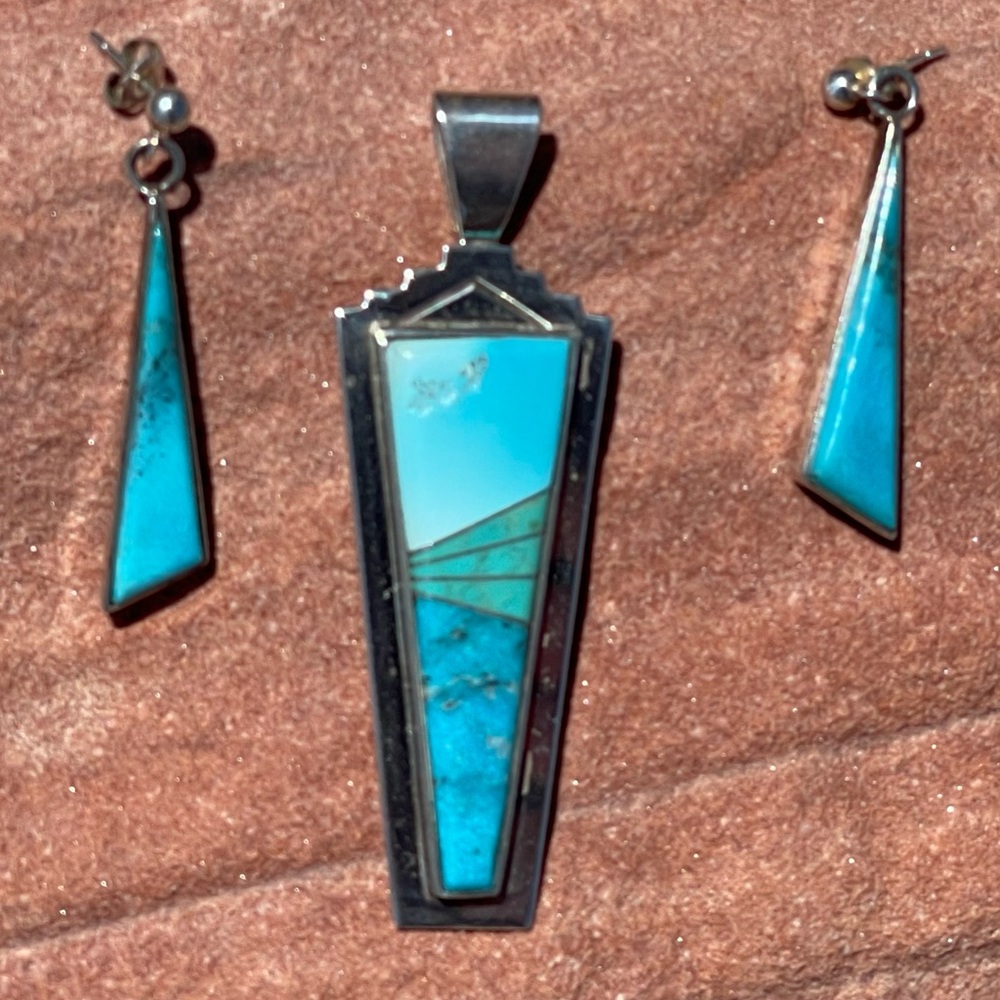 Herbert & Veronica Thompson Turquoise & Sterling Pendant & Earring Set